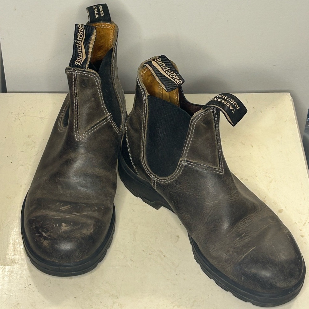 Brown Blundstones